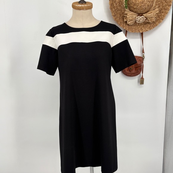 Pendleton Dresses & Skirts - Pendleton Woolen Mills LP Black & White Ponte Colorblock Short Sleeve Midi Dress